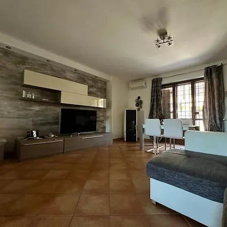 Casa Cecilia Ladispoli